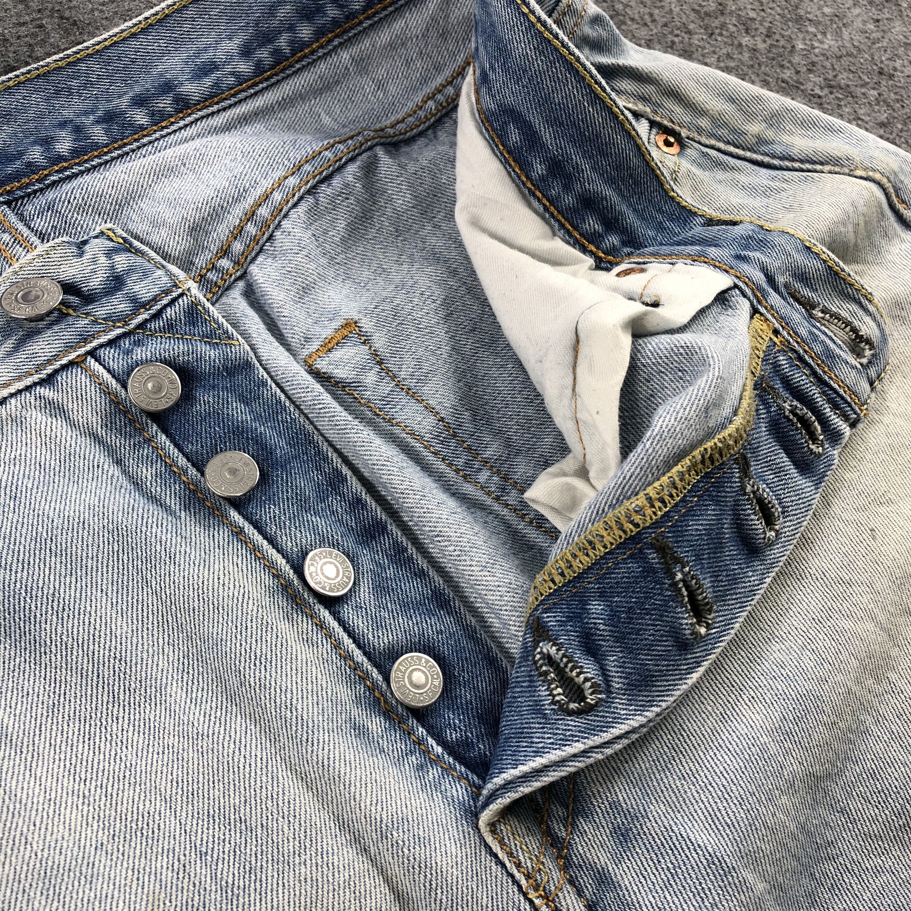 Levi's × Vintage Vintage Distress Levis 501 Jeans-JM1191 Size US 34 / EU 50 - 9 Thumbnail
