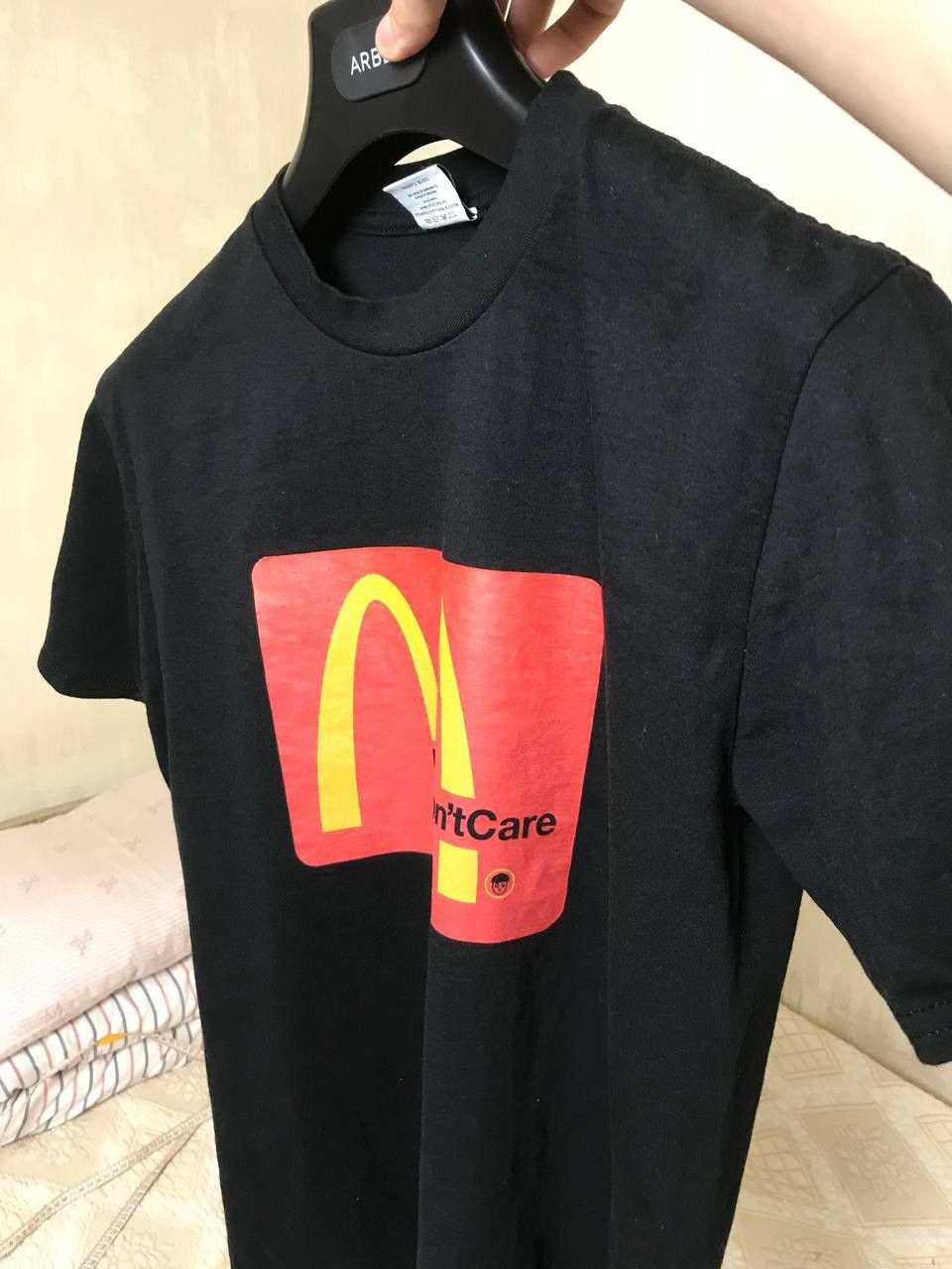 Vintage 🔥 Man Don’t Care McDonalds Humor Vintage 90s T Shirt USA Y2K Size US M / EU 48-50 / 2 - 5 Thumbnail