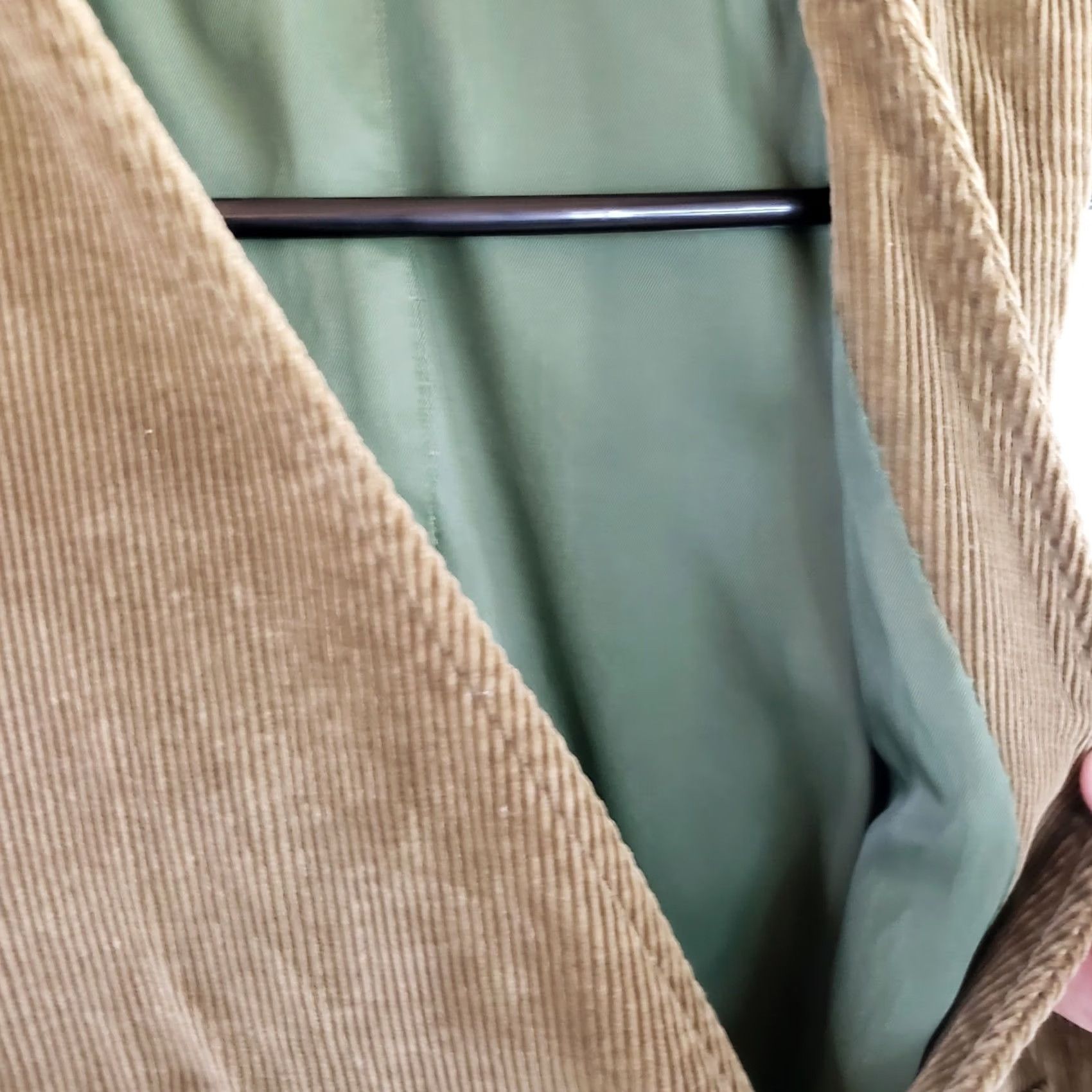 Vintage VINTAGE? Not Vintage. Mens M Vest 44 Long Brown Corduroy Western Casual Button Front Five-Button Solid Notch Regular JACKET Coat? Size US S / EU 44-46 / 1 - 5 Thumbnail