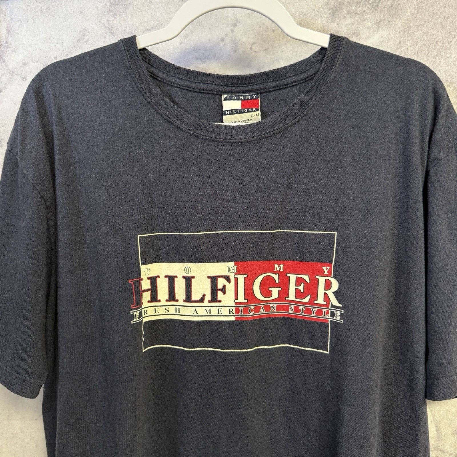 Tommy Hilfiger Vintage Y2K Tommy Hilfiger T Shirt Mens XL 24.5x28.5 Blue Size US XL / EU 56 / 4 - 1 Thumbnail