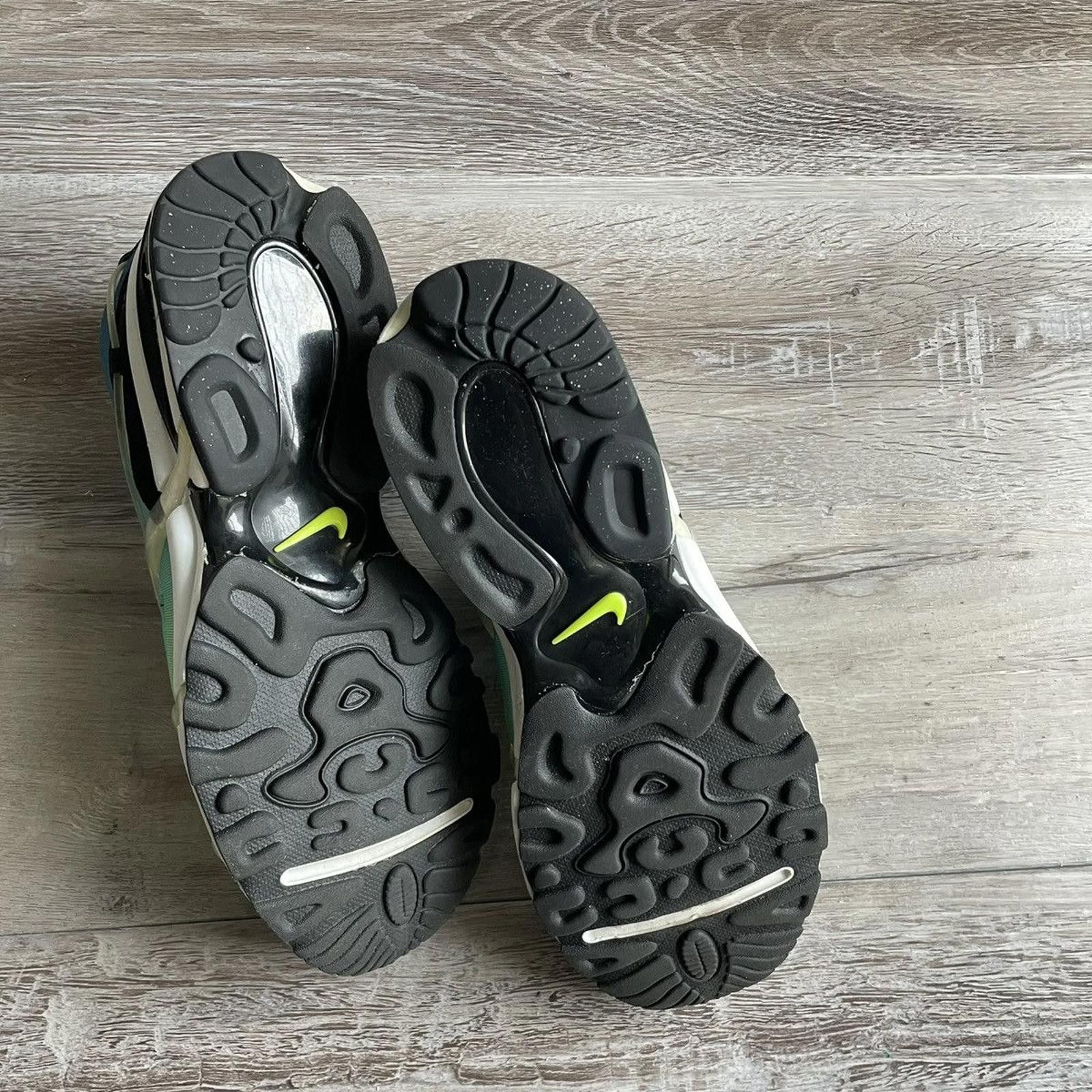 Nike NIKE • Air Kukini SE "Gradient Lemon Venom" (7.5M) Size US 7.5 / EU 40-41 - 6 Thumbnail