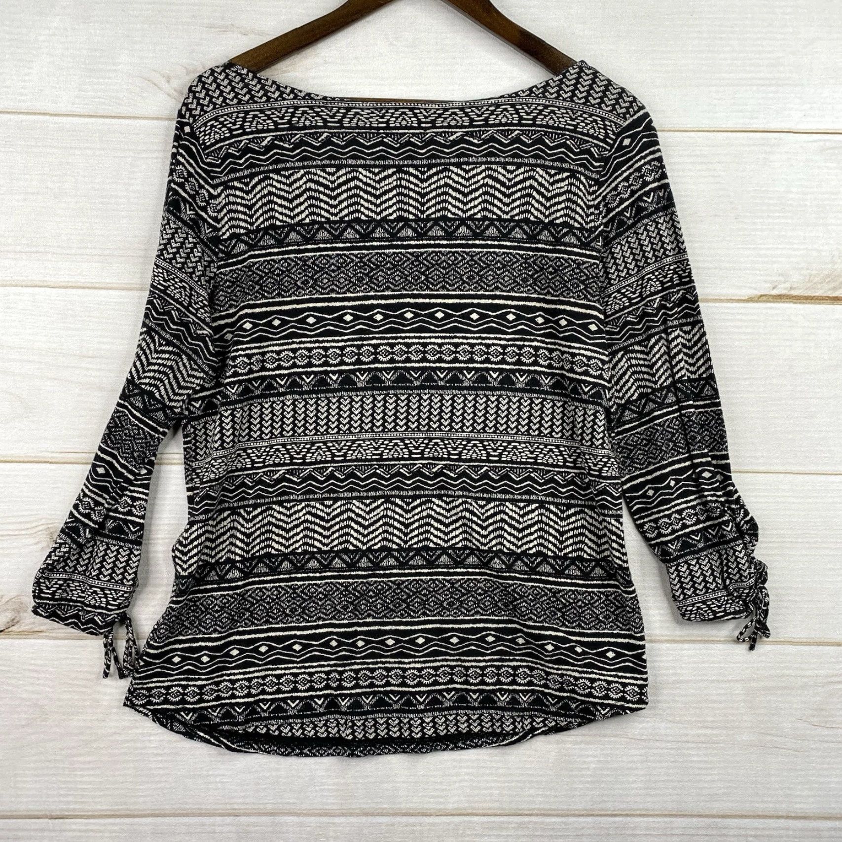 Lucky Brand Lucky Brand Top Blouse Womens L Black Aztec Print 3/4 Sleeve Lightweight Stretch Bohemian Modern Size L / US 10 / IT 46 - 7 Thumbnail