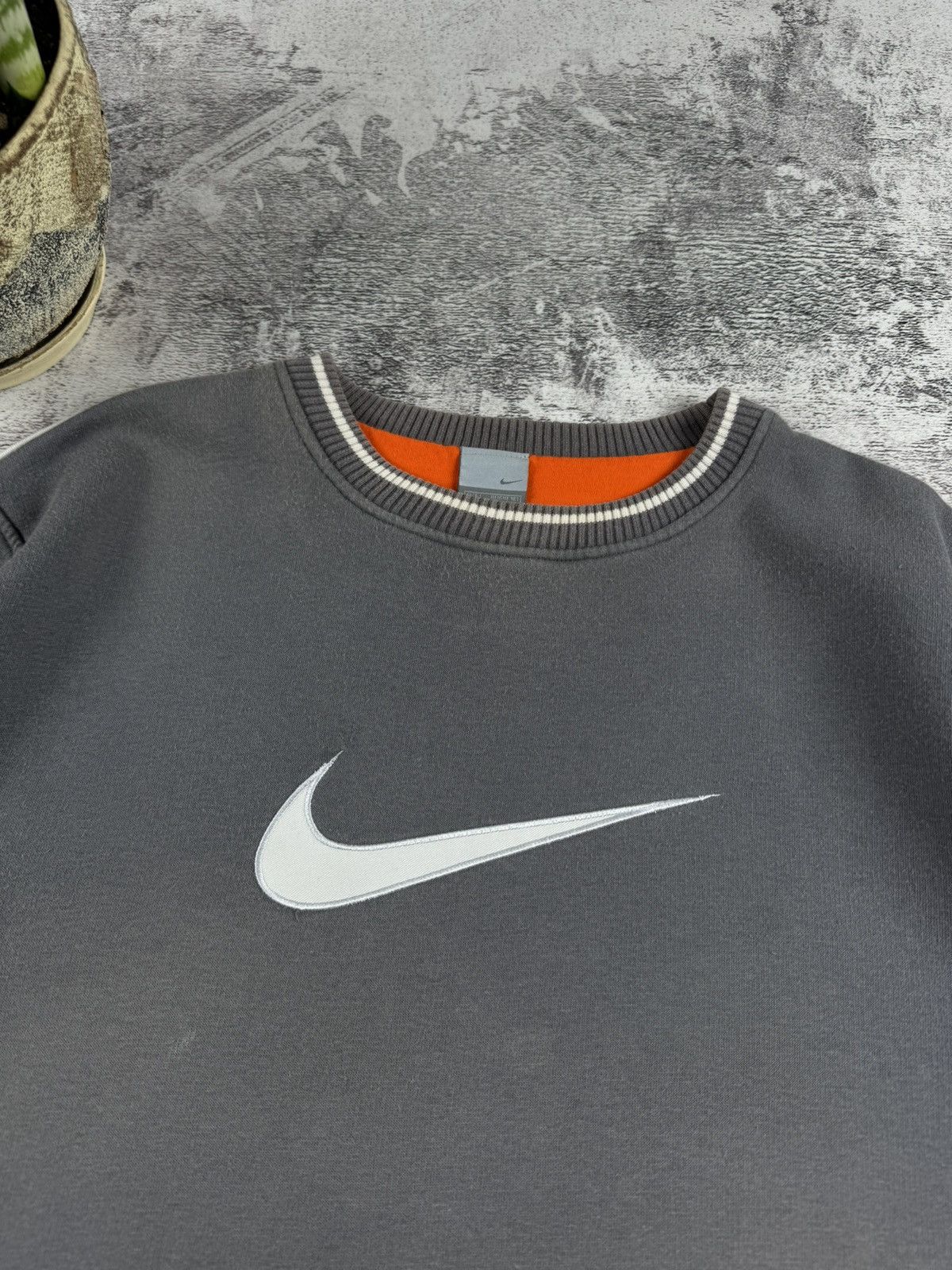 Nike Nike 90S Center Swoosh Logo Grey Sport Sweatshirt Y2K Hoodie Size US L / EU 52-54 / 3 - 6 Thumbnail