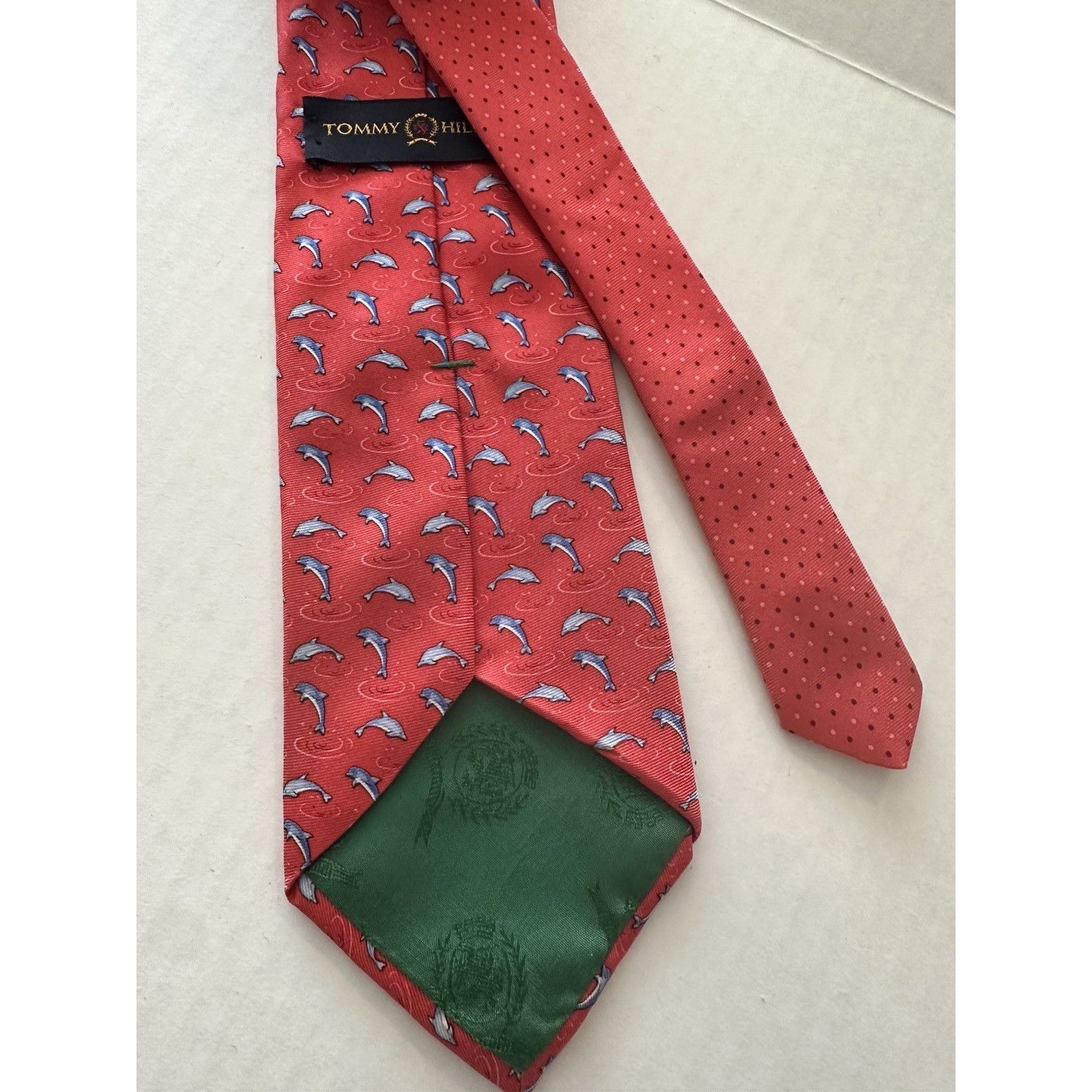 Tommy Hilfiger Tommy Hilfiger Tie Silk Red w/Blue Dolphin Gorpcore Preppy Size ONE SIZE - 4 Thumbnail