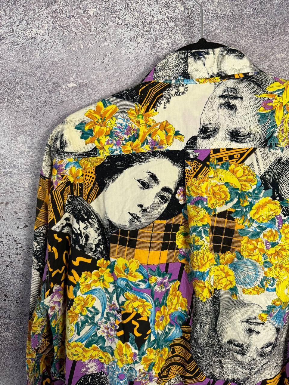 Designer × Moschino × Vintage Moschino Jeans Faces Shirt Men's Long Sleeve Shirt Vintage Size US L / EU 52-54 / 3 - 19 Thumbnail