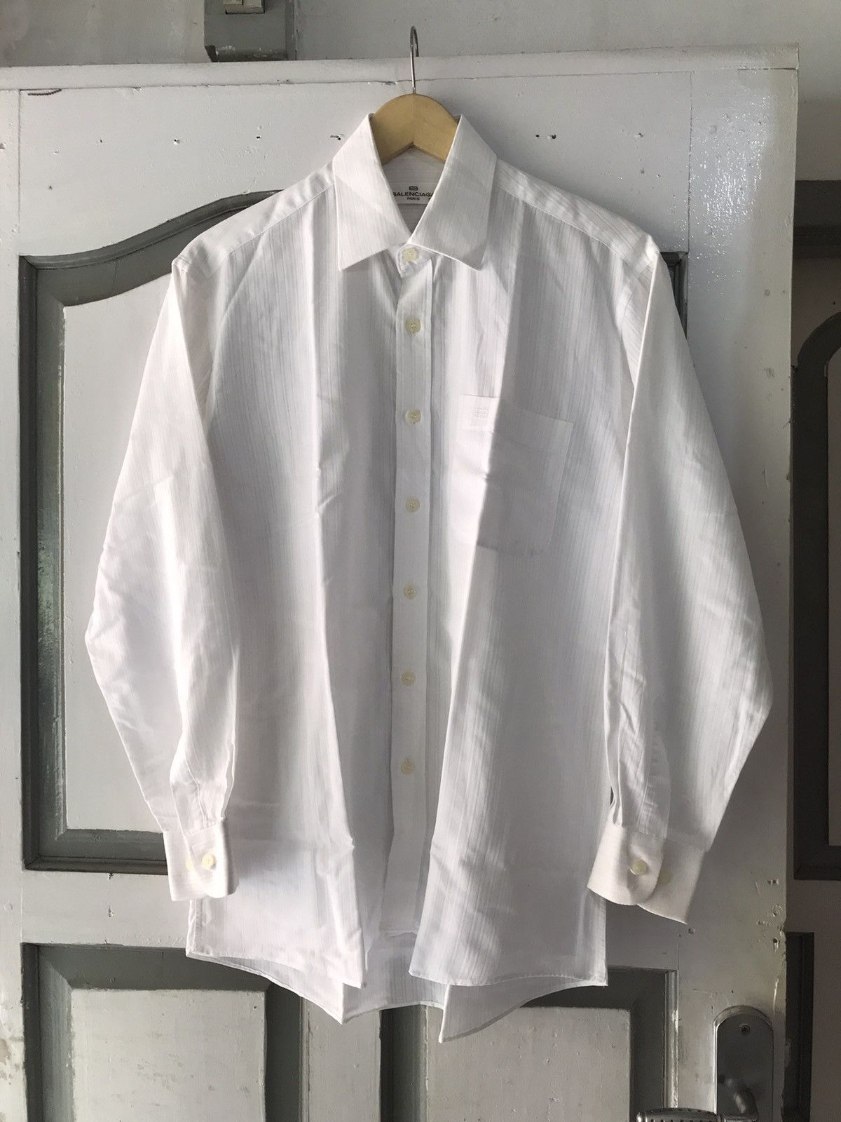 Balenciaga × Vintage Vintage Balenciaga White Casual Shirts Size US M / EU 48-50 / 2 - 1 Thumbnail
