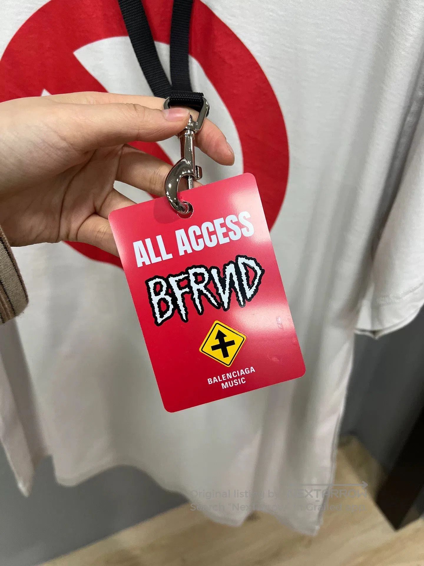 Balenciaga Balenciaga BFRND Short Sleeve. Size US S / EU 44-46 / 1 - 4 Thumbnail