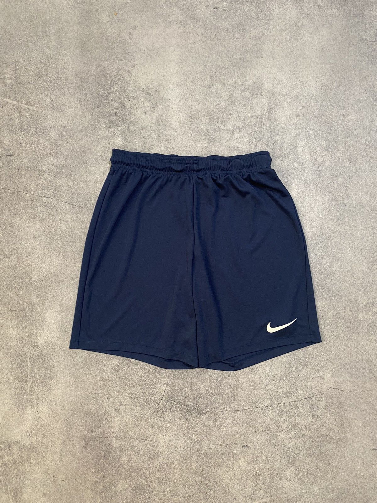 Nike Nike Lightweight Dri-Fit Shorts Men’s L Size US 34 / EU 50 - 1 Thumbnail