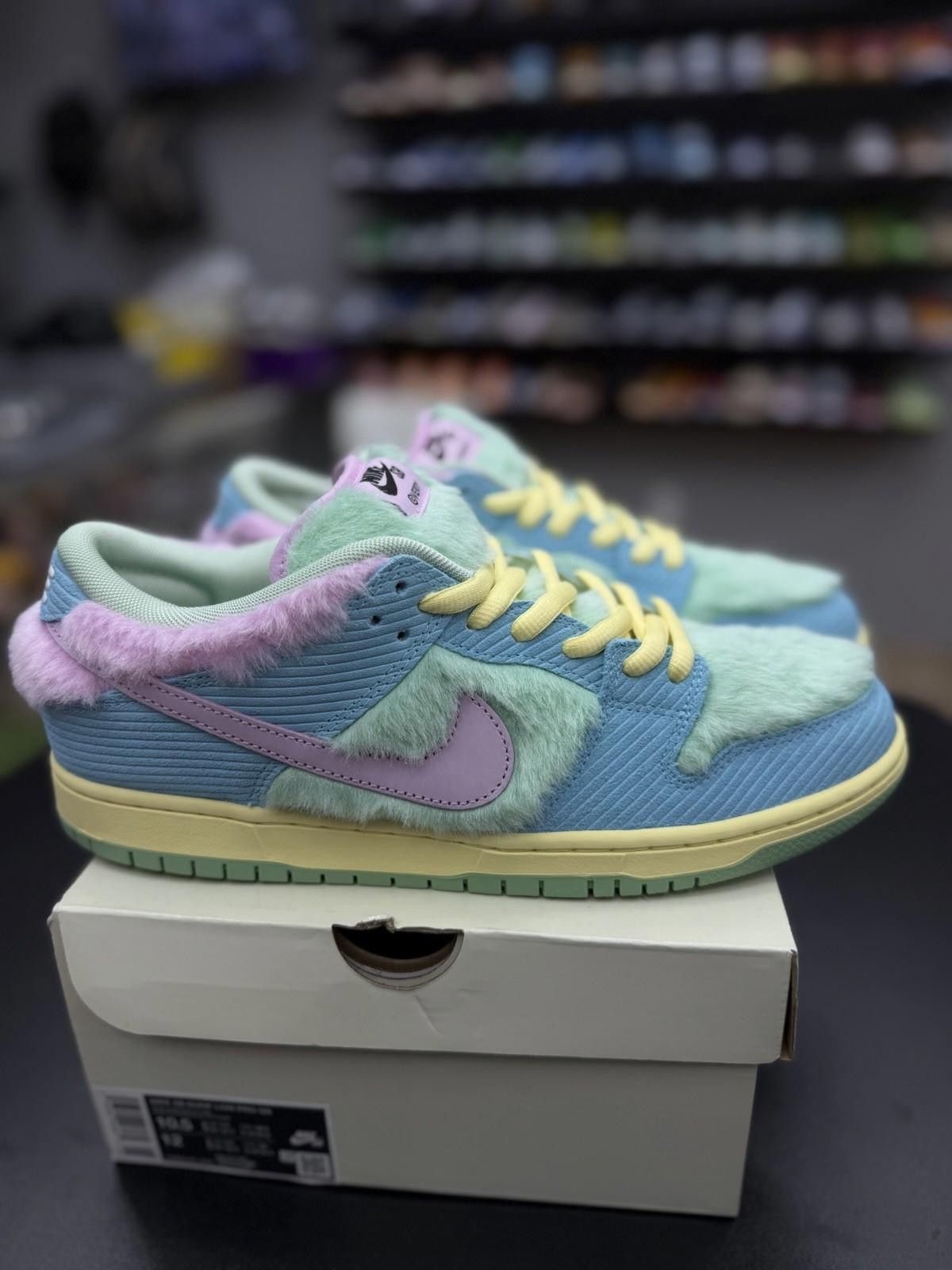 Nike Brand New Nike SB Dunk Low Pro QS Verdy Visty Size 10.5 Men Size US 10.5 / EU 43-44 - 4 Thumbnail
