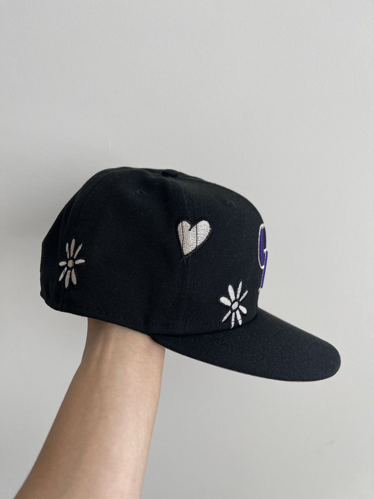 MLB Colorado Rockies New Era Sunlight Pop 59FIFTY Fitted Hat Size ONE SIZE - 4 Thumbnail