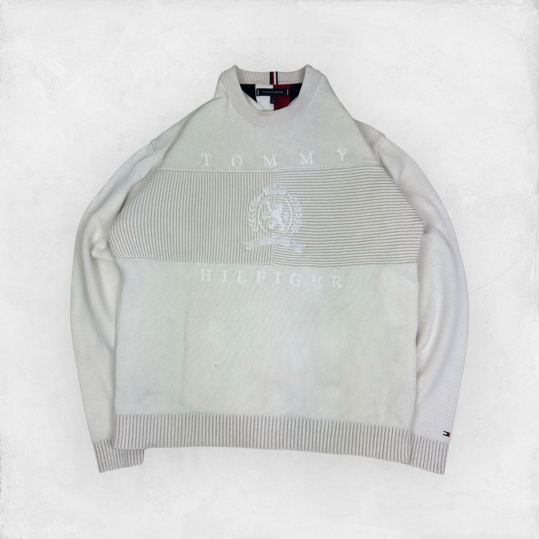 Tommy Hilfiger Tommy Hilfiger Men's White Cotton Icon Crest Flag Sweater XL Size US XL / EU 56 / 4 - 3 Thumbnail