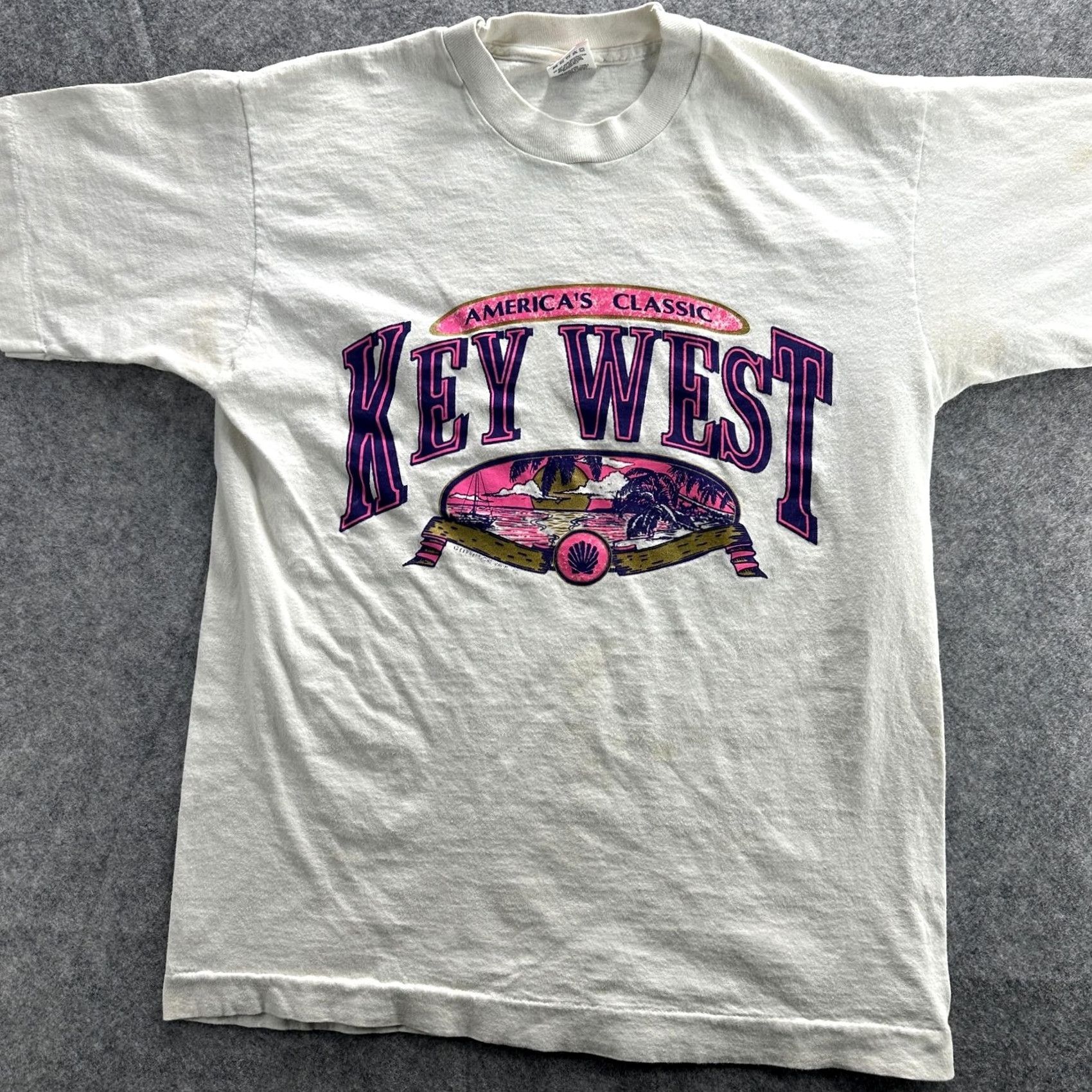 Fruit Of The Loom Vintage Key West Shirt Mens M White Fruit of the Loom 90s Tee Florida Souvenir Size US M / EU 48-50 / 2 - 3 Thumbnail