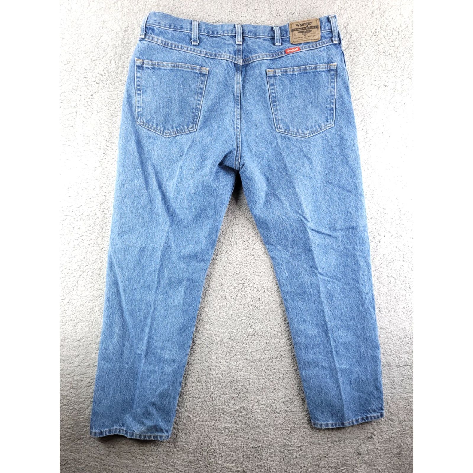 Wrangler Wrangler Jeans Men's 38x30 Blue Straight Denim Cotton Work Jeans Regular - Mens, Wrangler, Jeans, Blue, 38x30, Straight, Denim, Cotton Size US 38 / EU 54 - 5 Thumbnail