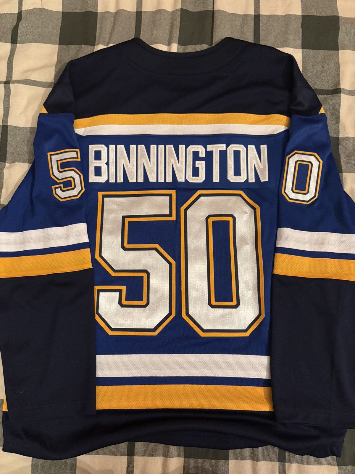 NHL St Louis Blues Jordan Binnington Jersey Size US L / EU 52-54 / 3 - 2 Thumbnail