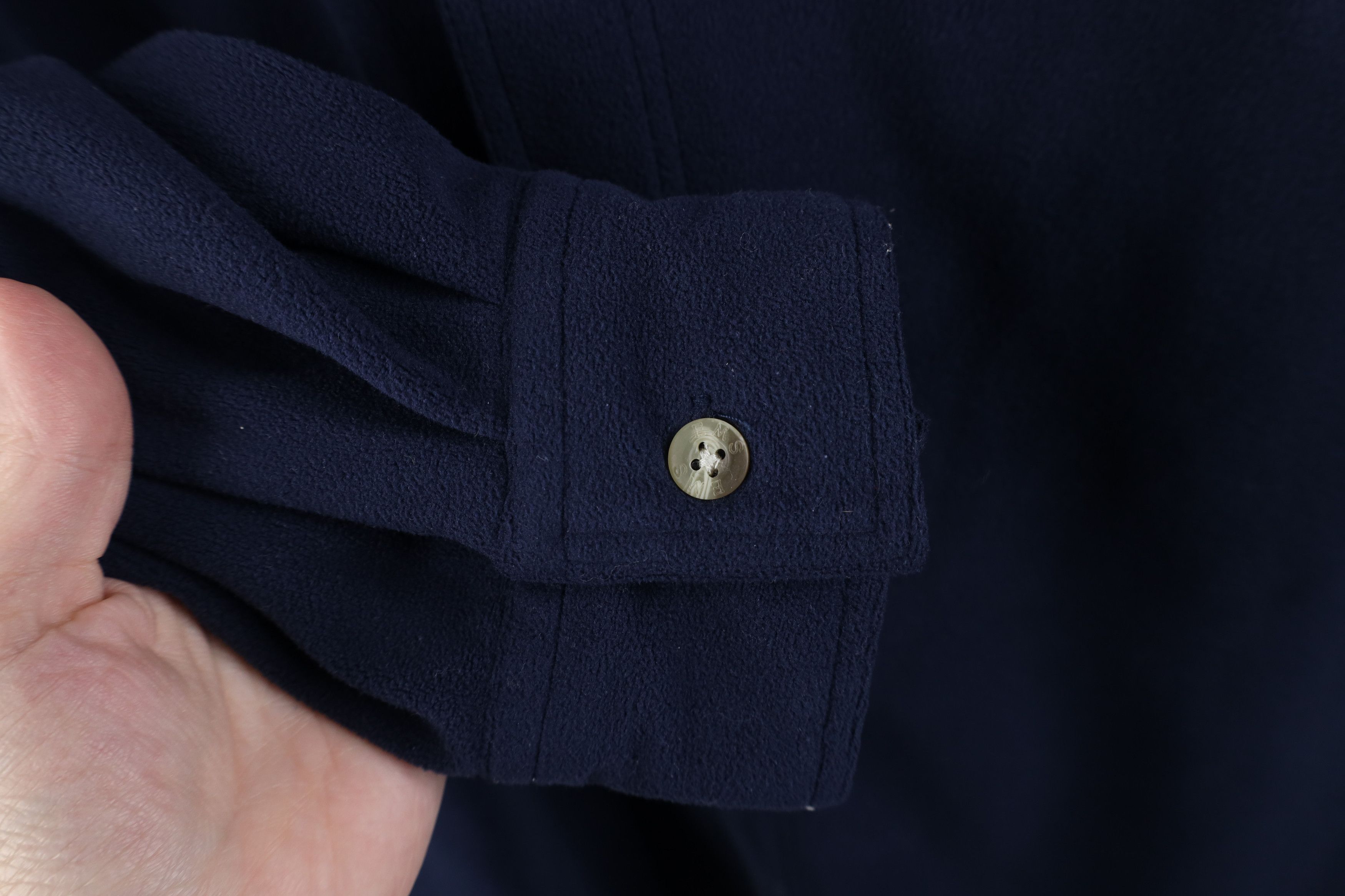 Vintage Vintage 90s Streetwear Baggy Fleece Collared Button Shirt Size US L / EU 52-54 / 3 - 7 Thumbnail