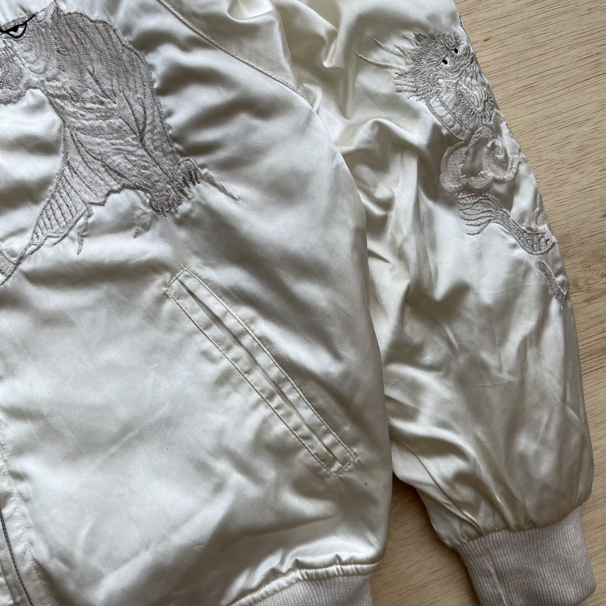 Japanese Brand SUKAJAN DRAGON & TIGER WHITE ON WHITE EMBROIDERED JACKET Size US M / EU 48-50 / 2 - 4 Thumbnail