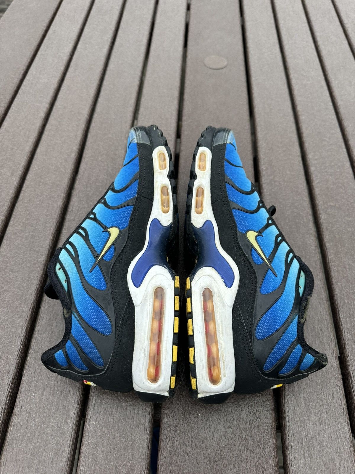 Nike “OG Hyper Blue” Nike Air Max Plus (2018) Size US 11 / EU 44 - 4 Thumbnail
