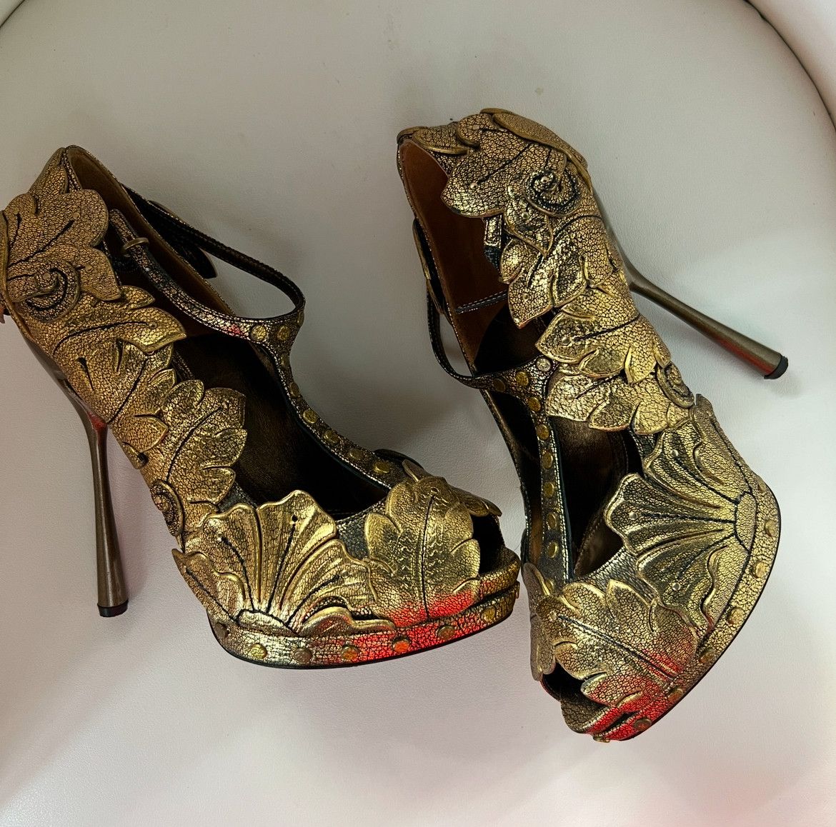 Alexander McQueen Alexander McQueen Spring/Summer Gold Peep THeels Size US 7 / IT 37 - 3 Thumbnail