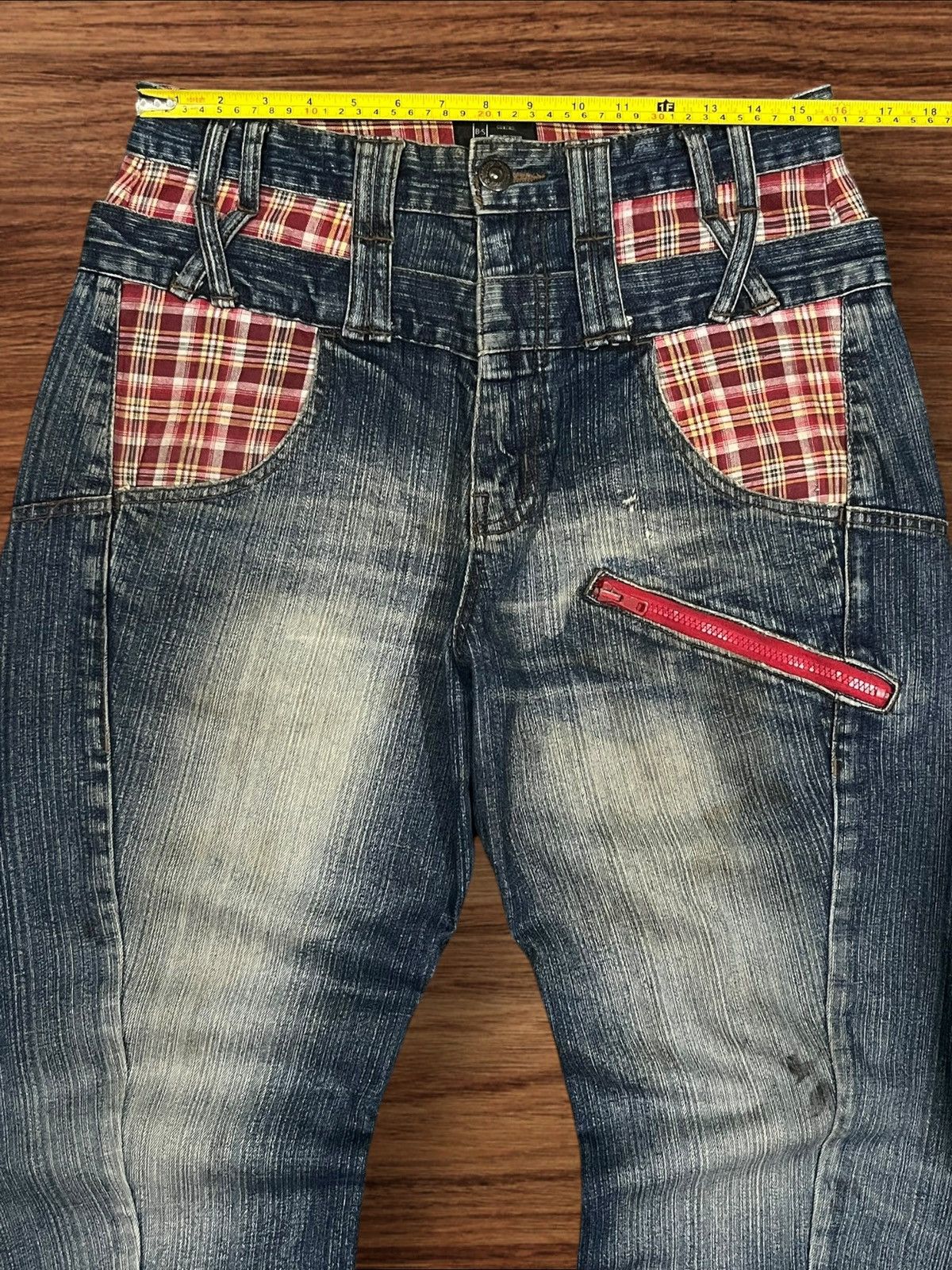 Japanese Brand Vintage Japanese Brand Double Waist Plaid Pocket Jeans Size US 31 - 13 Thumbnail