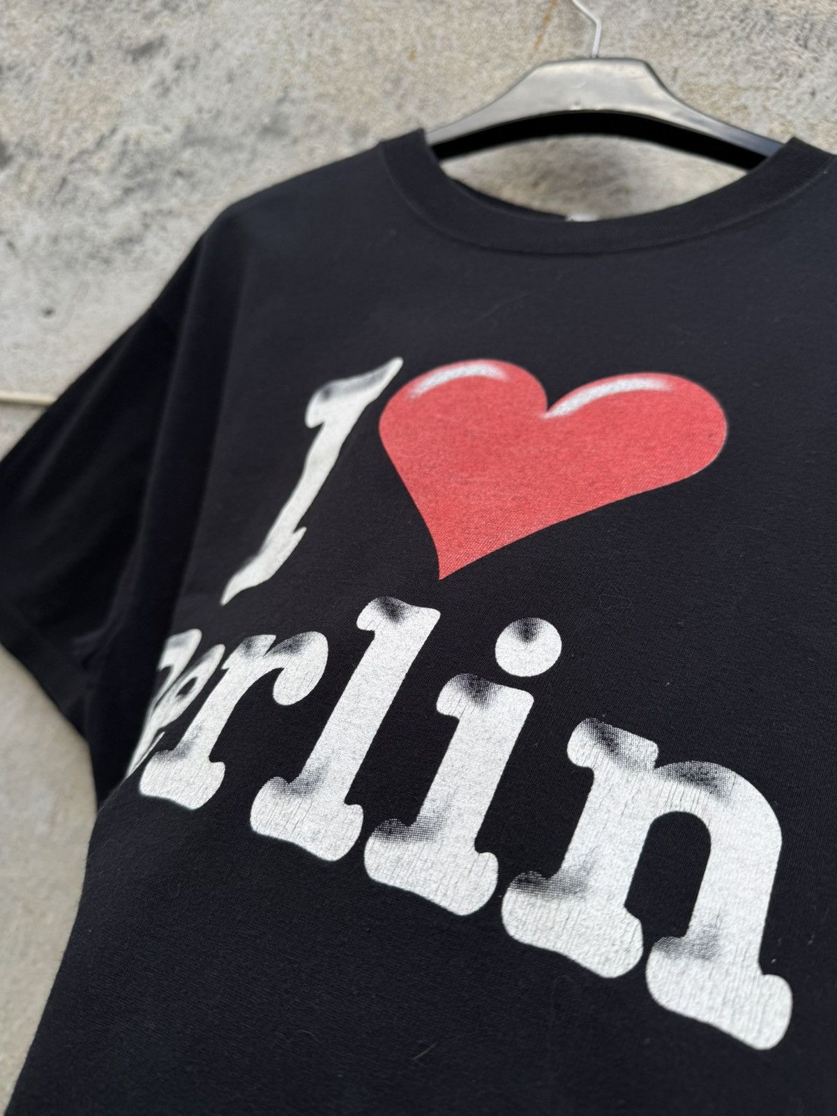 Japanese Brand Y2K I love Berlin Black Tshirt SWAG DRAIN GRUNGE Japanese Size US L / EU 52-54 / 3 - 7 Thumbnail