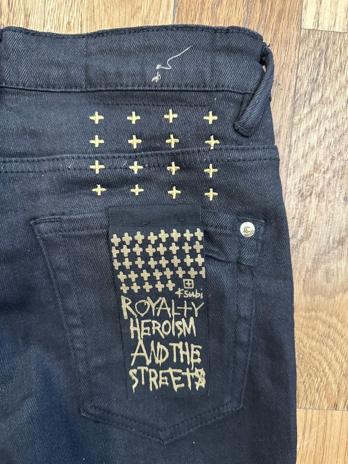 Ksubi Ksubi Gold Spellout Black Denim Jeans Size 30 Size US 30 / EU 46 - 4 Thumbnail