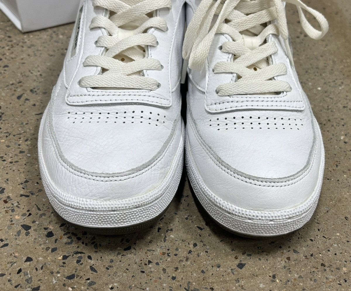 JJJJound × Reebok Reebok Club C JJJJound White Olive Size US 8.5 / EU 41-42 - 6 Thumbnail