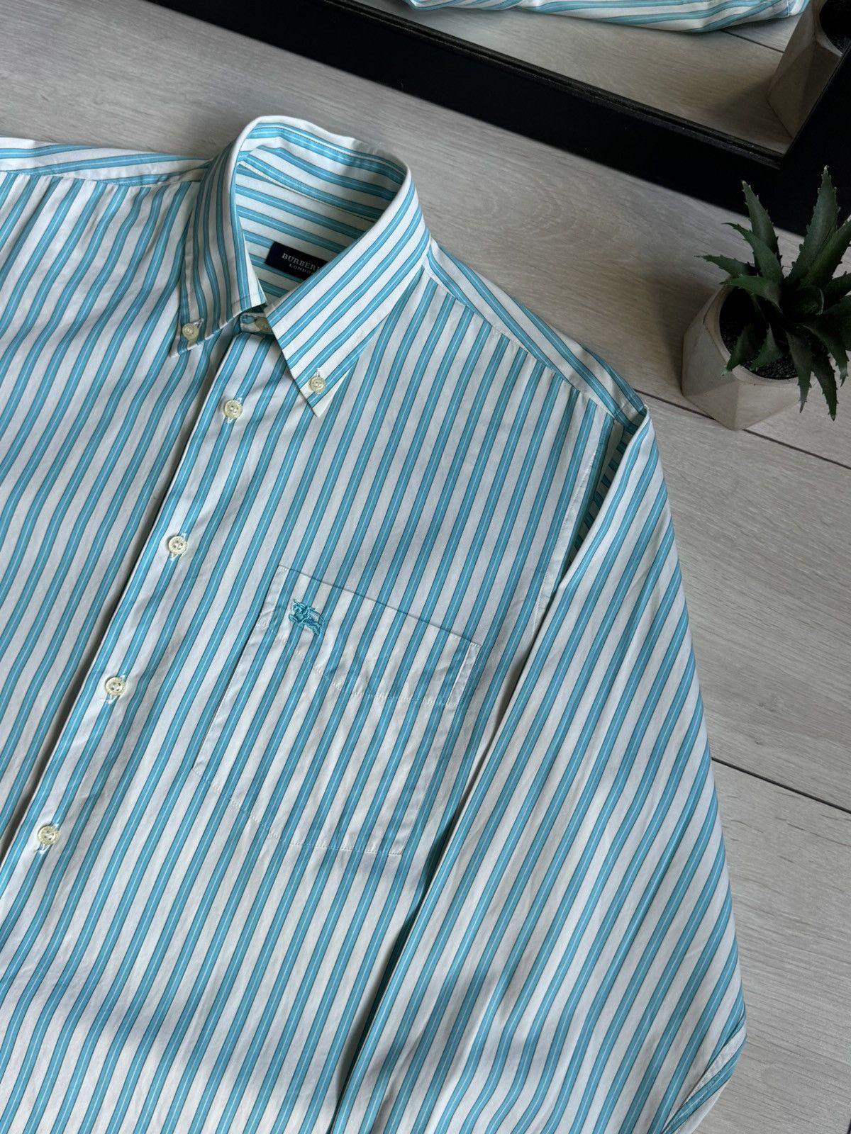 Burberry Vintage Burberry Stripped Button Up Shirt Size US S / EU 44-46 / 1 - 6 Thumbnail