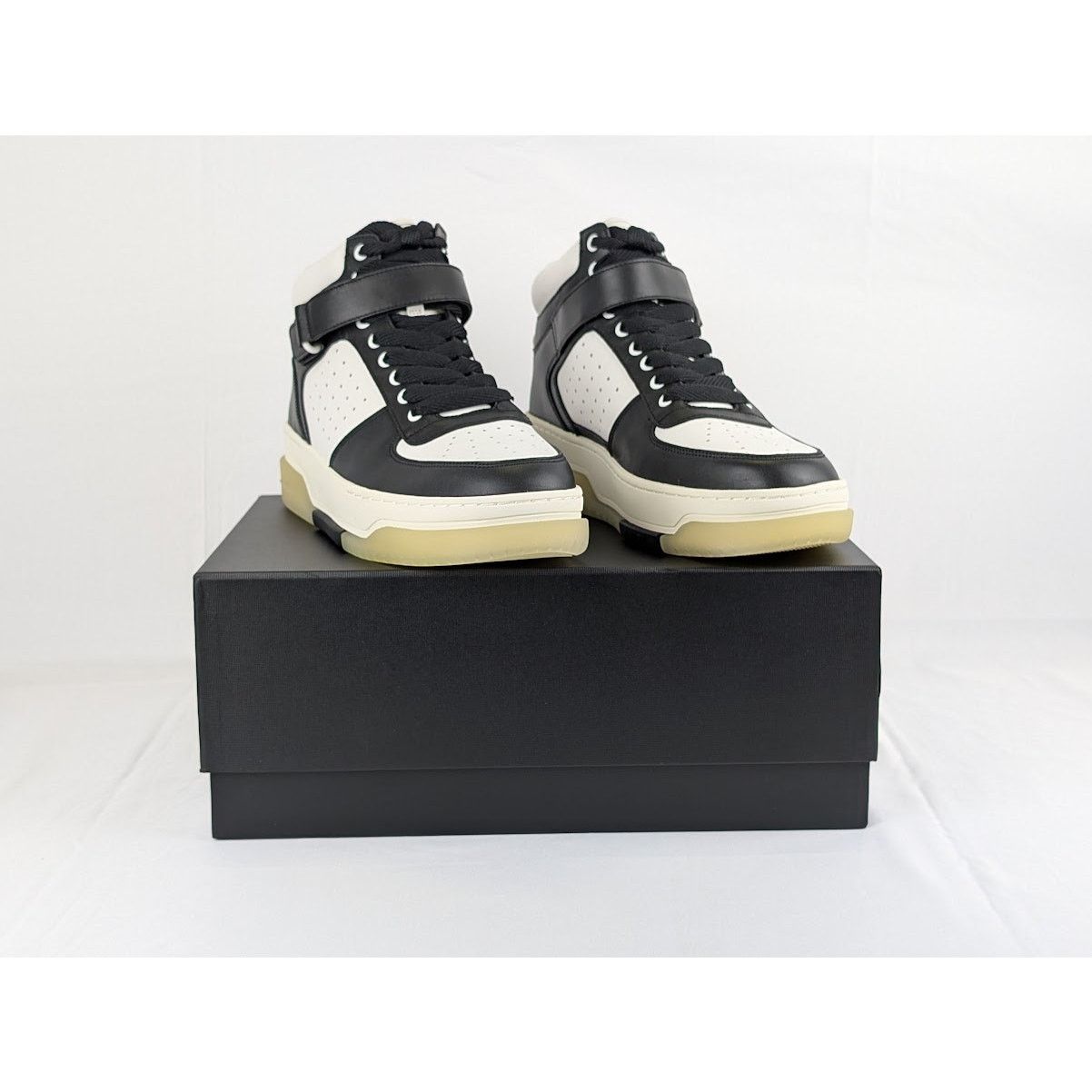 Amiri o1rshd1 Stadium Hi Top Sneakers in Black/White Size US 13 / EU 46 - 10 Thumbnail