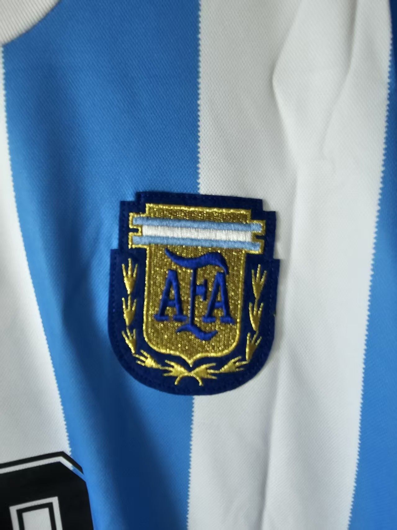 Other 1986 Argentina 10 Maradona Jersey Home Size US XL / EU 56 / 4 - 4 Thumbnail