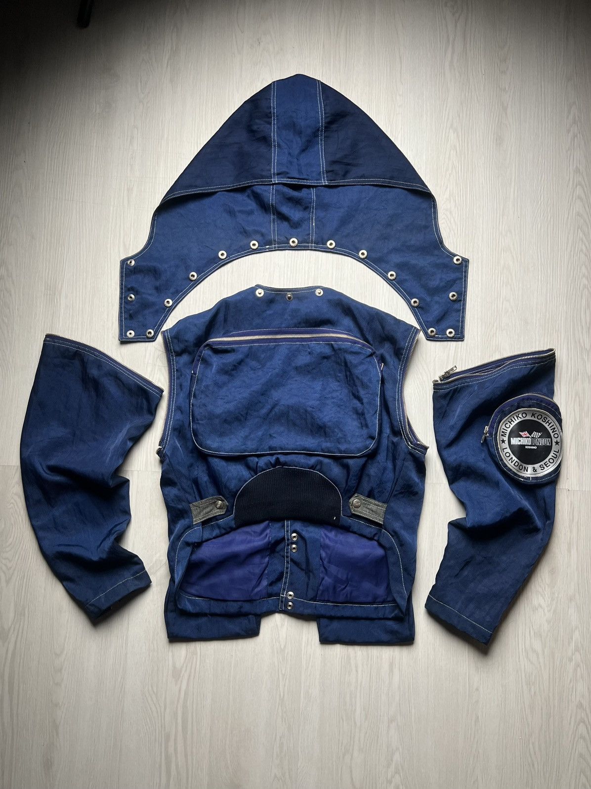 Michiko Koshino London Rare Michiko Koshino Detachable Sleeve Bomber Cargo Jacket Size US S / EU 44-46 / 1 - 1 Thumbnail