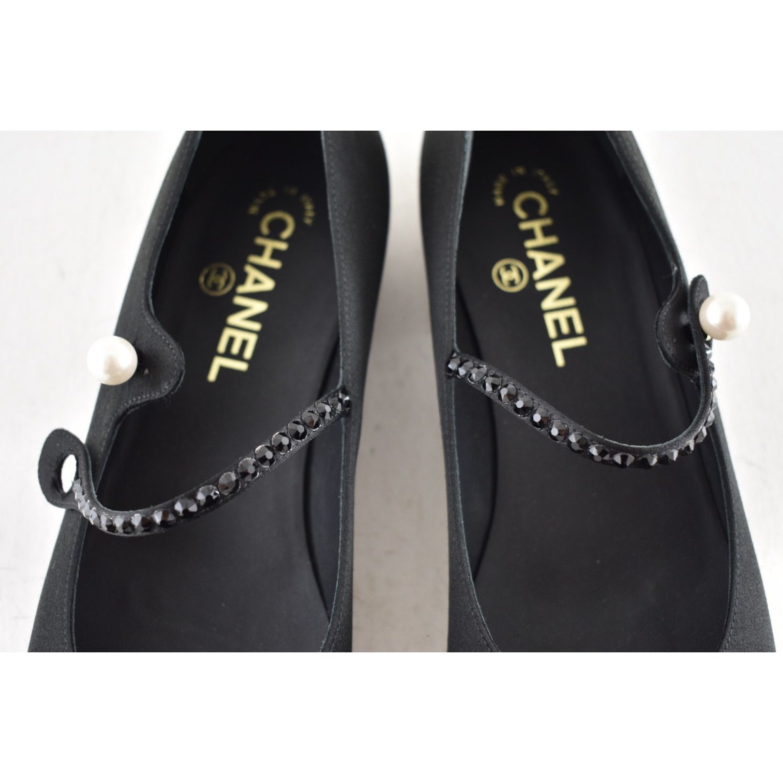 Chanel Chanel 24B Silk Crystal CC Logo Mary Jane Ballet Flat 38.5 Size US 8.5 / IT 38.5 - 13 Thumbnail