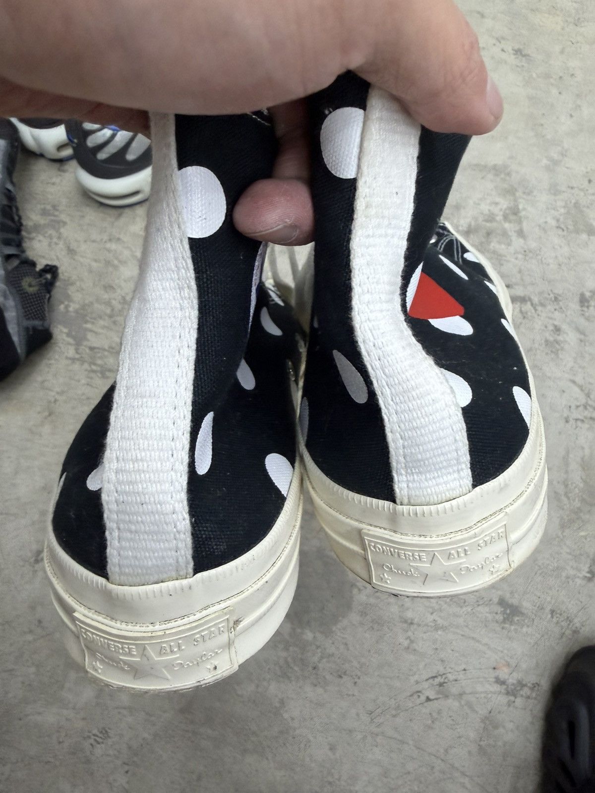 Comme des Garcons PLAY × Converse Comme Des Garcons Converse High Top Black Polka Dot Size US 11 / EU 44 - 3 Thumbnail