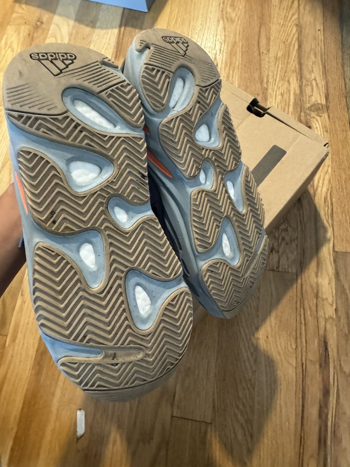 Adidas × Yeezy Yeezy 700 ‘Carbon Blue’ Size US 6 / EU 39 - 6 Thumbnail