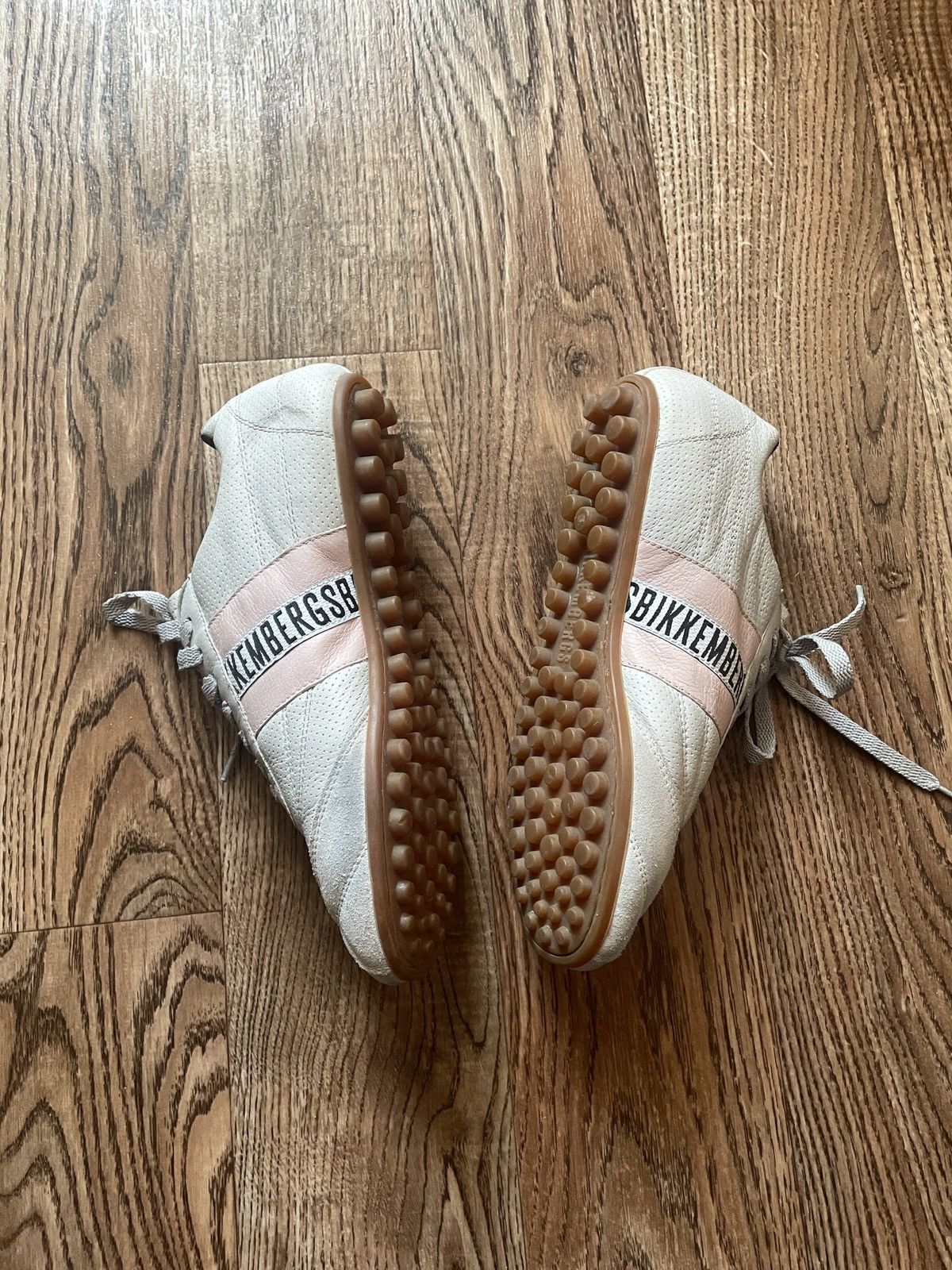 Dirk Bikkembergs Vintage Bikkembergs Soccer White Leather Low Cut Trainers Size US 9 / IT 39 - 3 Thumbnail