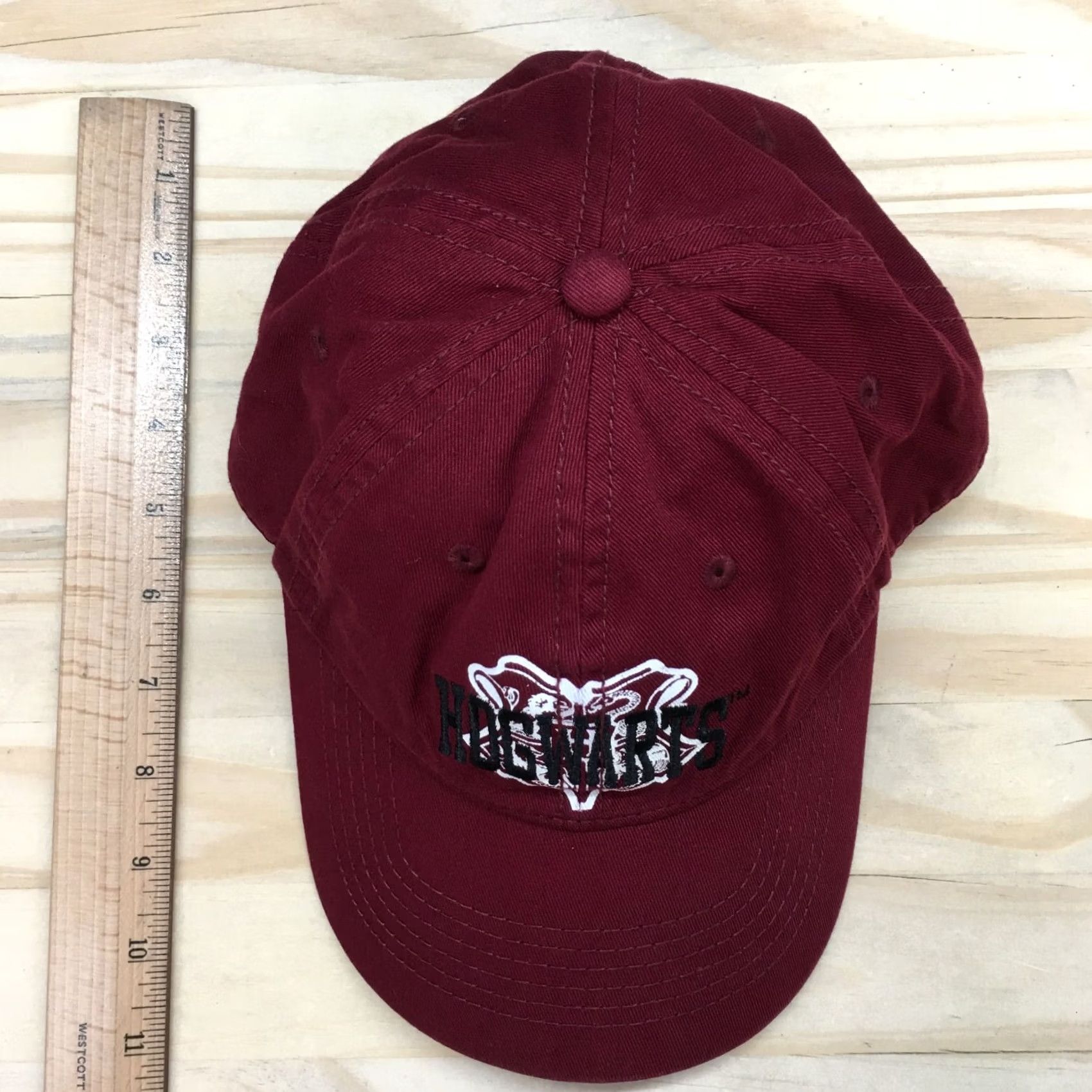 Vintage Hogwarts Harry Potter Baseball Hat Mens Red OS Curved Brim Embroidered Logo Size ONE SIZE - 4 Thumbnail