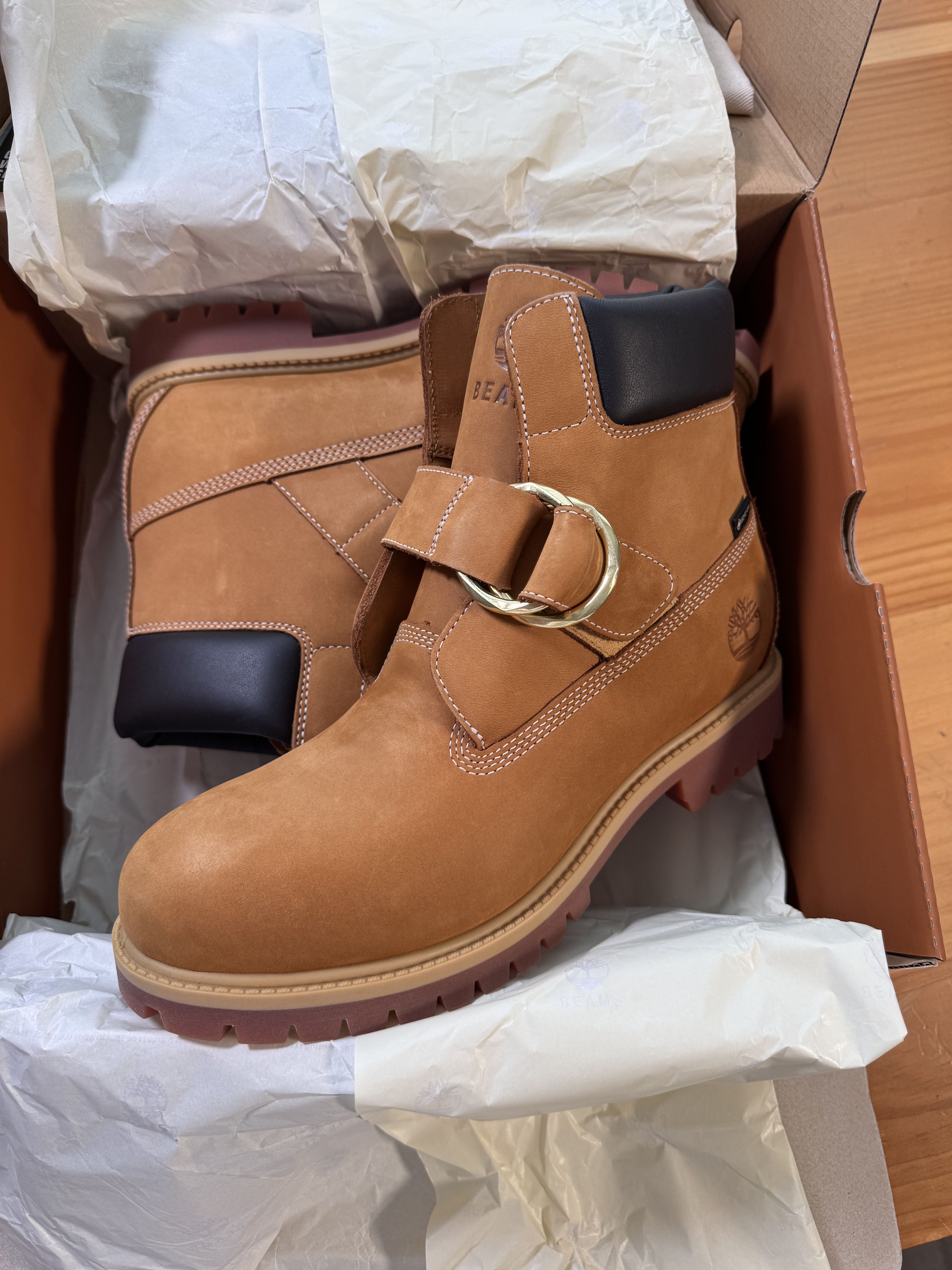 Beams Japan Beams x Timberland 6 INCH HERITAGE MID BUCKLE GTX BOOT WHEAT Size US 8.5 / EU 41-42 - 2 Thumbnail