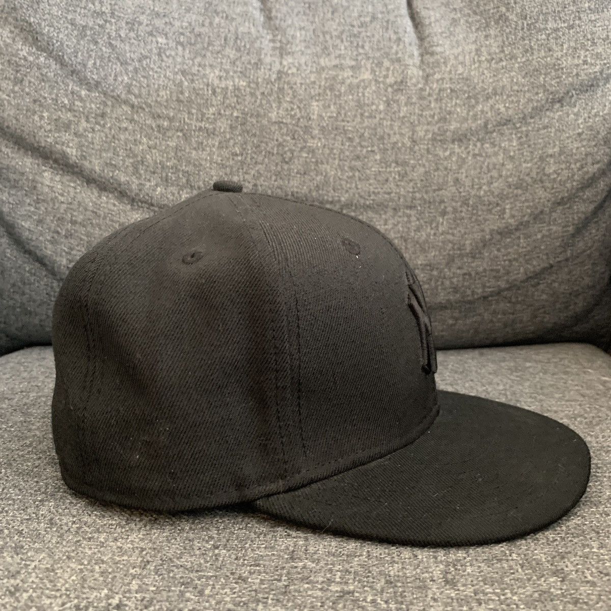 New York Yankees × Vintage Vintage New York Yankees Fitted Hat 2000s Y2K 7 1/8 Size ONE SIZE - 4 Thumbnail