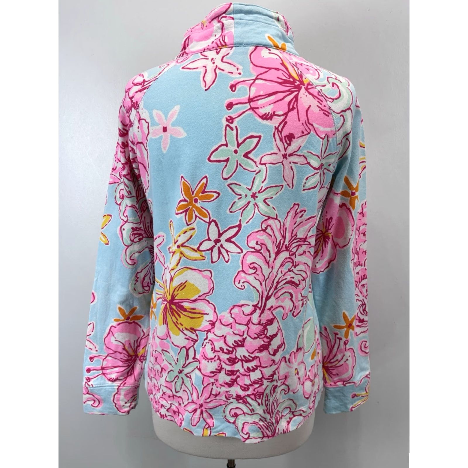 Lilly Pulitzer Lilly Pulitzer Floral 3/4 Zip Popover Top Breakwater Blue Medium Womens Size M / US 6-8 / IT 42-44 - 3 Thumbnail