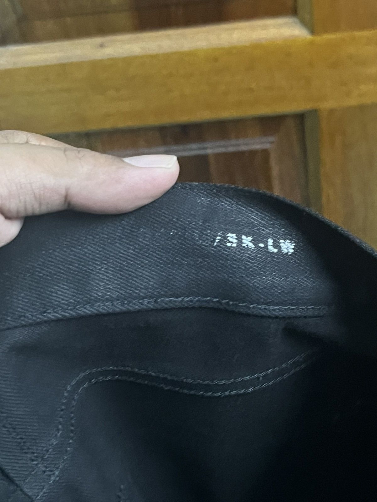 Saint Laurent Paris Saint Laurent Paris 14AW Coated Skinny Denim Pants Size US 35 - 9 Thumbnail