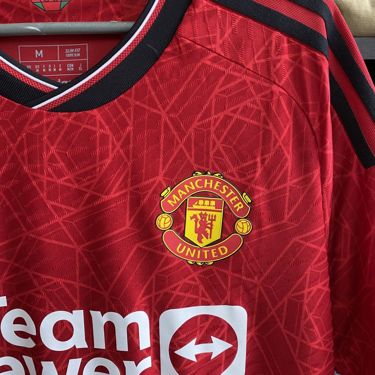 Adidas Mens Adidas Manchester United 2024 Molloy player jersey Size US M / EU 48-50 / 2 - 3 Thumbnail