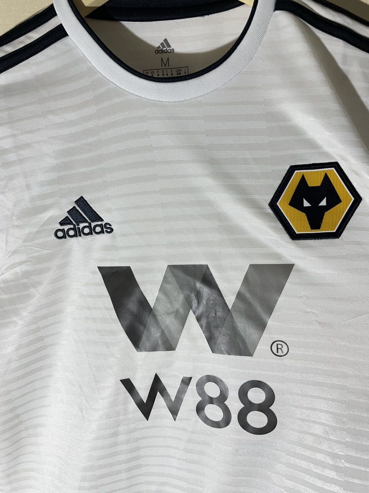 Adidas adidas wolverhampton 2018 soccer jersey Size US M / EU 48-50 / 2 - 7 Thumbnail