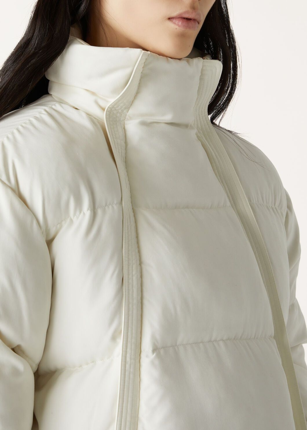 Loro Piana o1srvl11e0126 FAO3376 Sebastian Puffer Jacket in White Size L / US 10 / IT 46 - 3 Thumbnail
