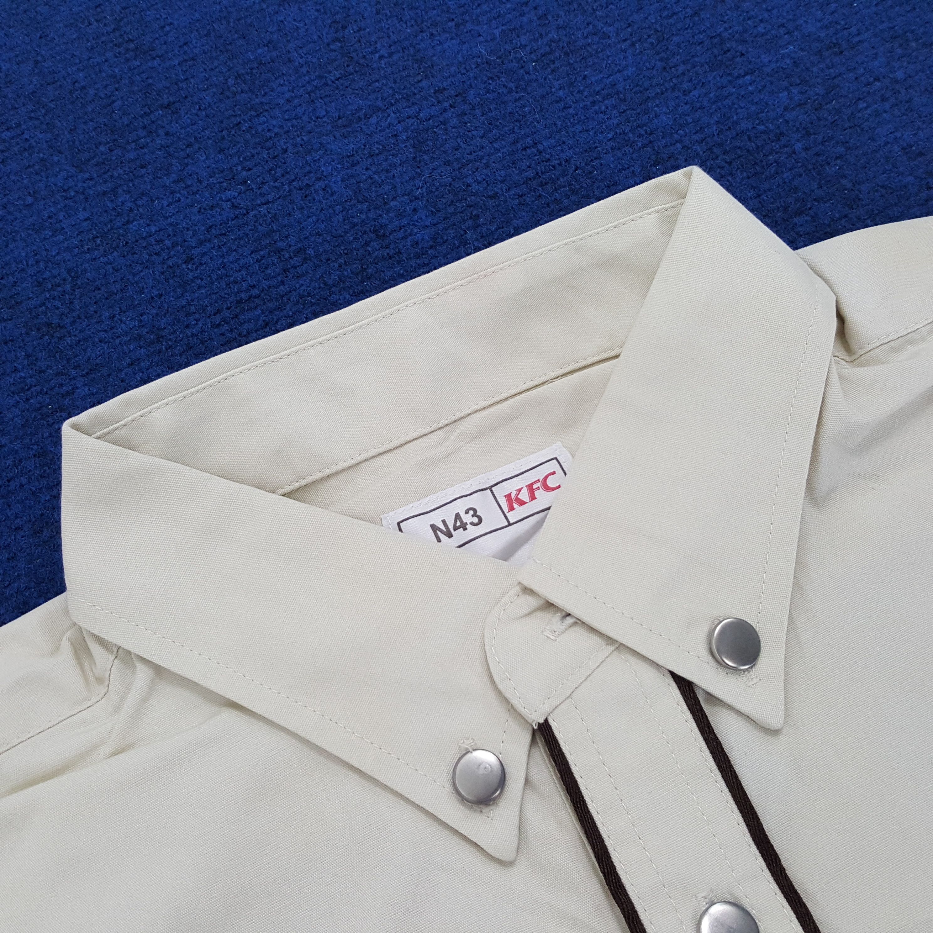 Vintage Vintage KFC x Pizza Hut Staff Uniform Work Shirt Size US M / EU 48-50 / 2 - 7 Thumbnail