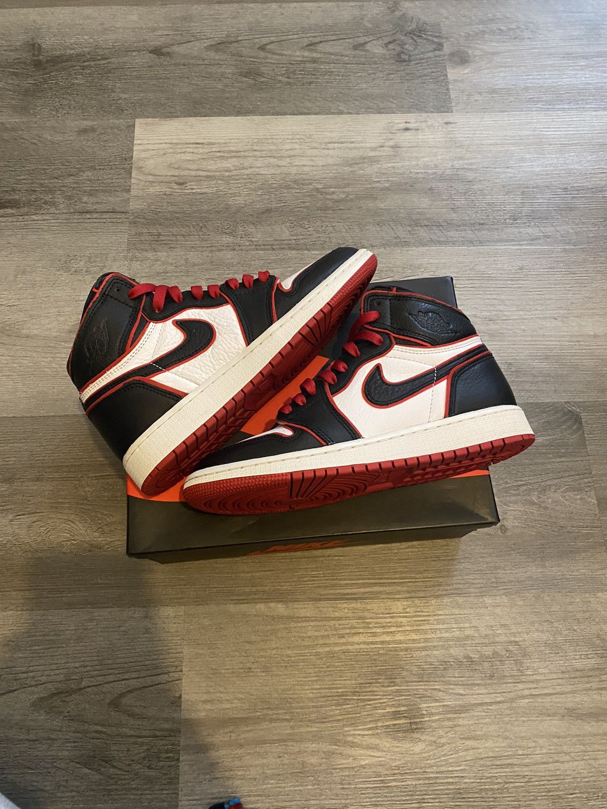 bloodline jordan 1 womens
