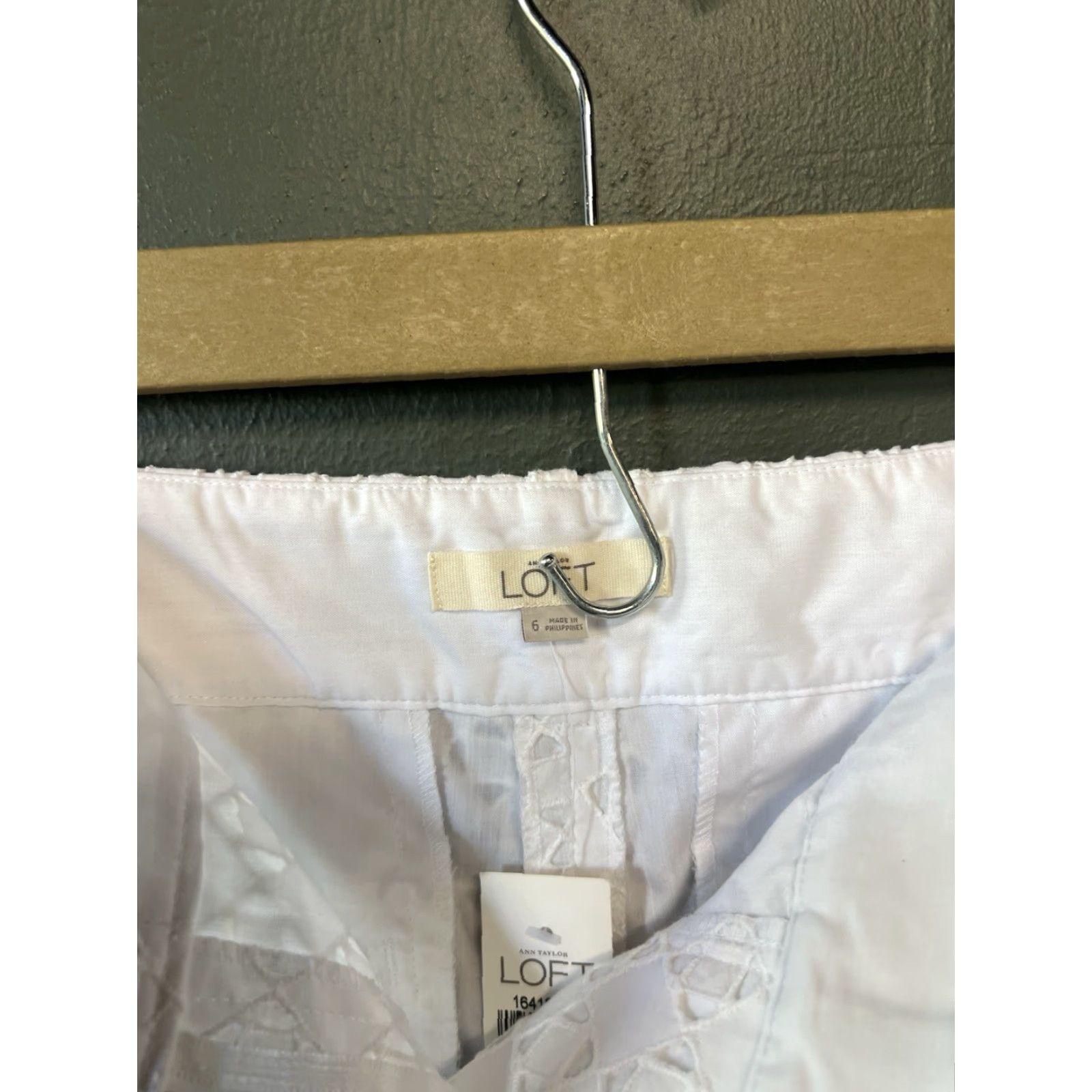 Loft LOFT Women White Chino Shorts Summer Size 6 NWT Size 28" / US 6 / IT 42 - 3 Thumbnail