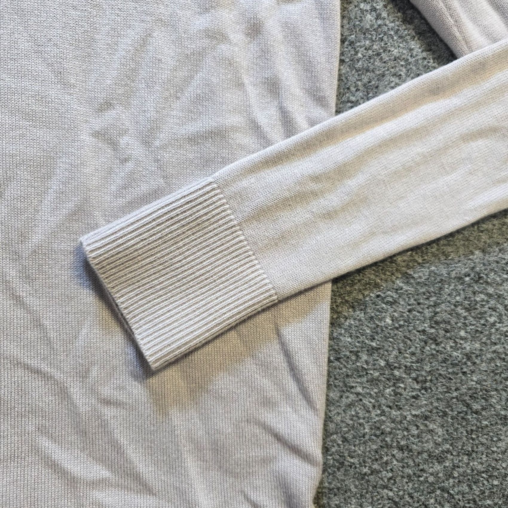 Lululemon Lululemon Sweater Womens 4 Gray Purple Back To Balance Cashmere Blend Open Back Pullover Knit Long Sleeve Round Neck Casual Womens Size S / US 4 / IT 40 - 3 Thumbnail
