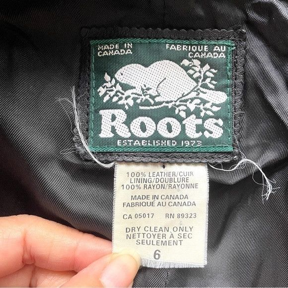 Roots Vintage Roots Black Leather Straight Cut Mid Length Car Coat Size S / US 4 / IT 40 - 7 Thumbnail