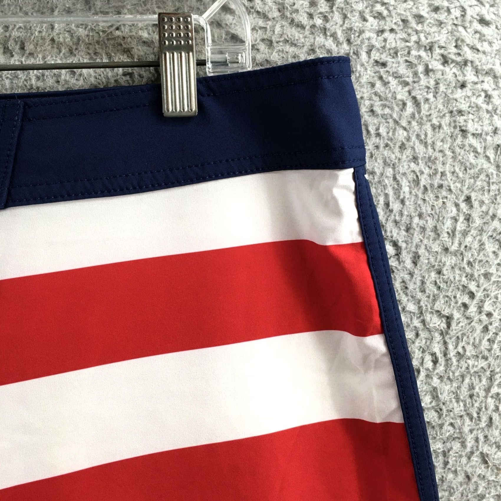Old Navy Old Navy Boardshorts Mens 36 Multicolor Pockets Drawstring High Rise California Size ONE SIZE - 4 Thumbnail