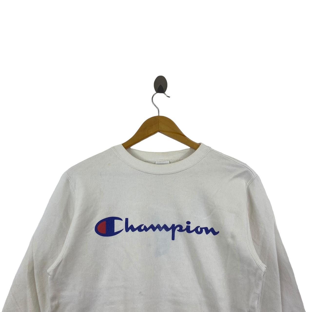 Champion Vintage CHAMPION PRODUCTS Center Logo Embossed Sweatshirt Size S / US 4 / IT 40 - 3 Thumbnail