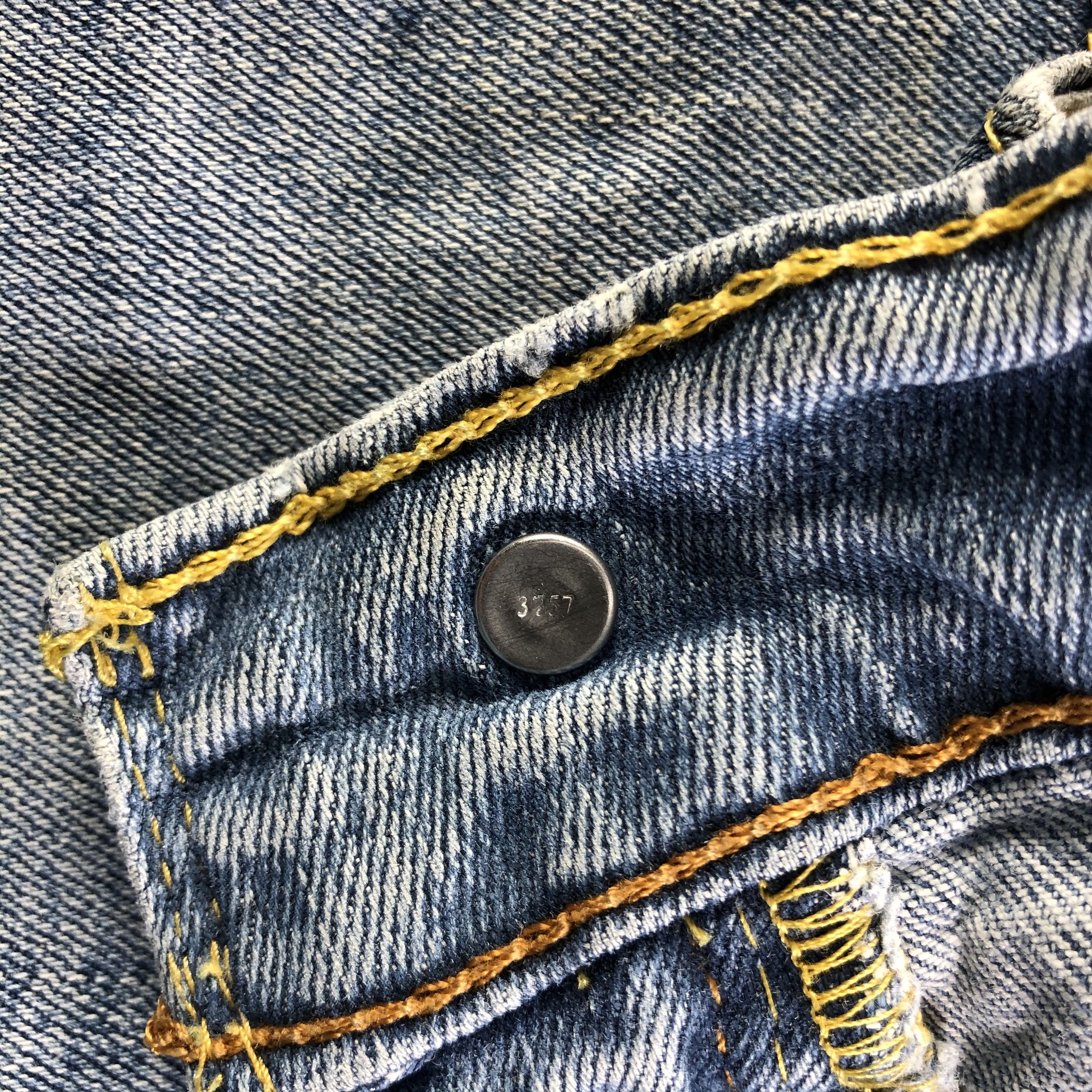Levi's Vintage Levis Jeans-J4111 Size US 31 - 9 Thumbnail